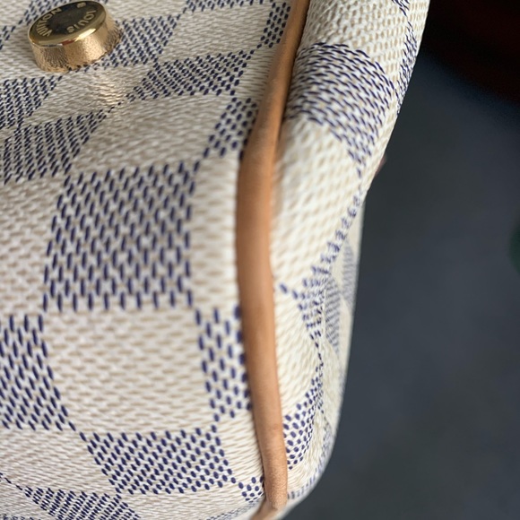 Louis Vuitton Damier Azur Figheri GM Bag - Picture 8 of 13